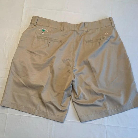 Mens adidas tan golfing shorts size 38 with custom  logo - Picture 2 of 9